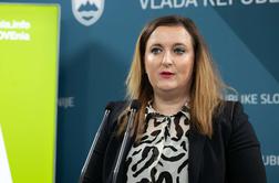 Vladni urad zaradi zapisa na omrežju X podal kazensko ovadbo