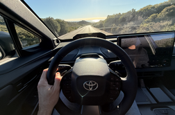 Bi ga izbrali raje kot teslo? Na cesti uživač, popravili pa so marsikaj in razkrili ceno #foto