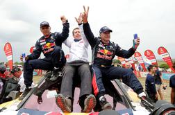 Sainz premagal sipine za zmago na Dakarju