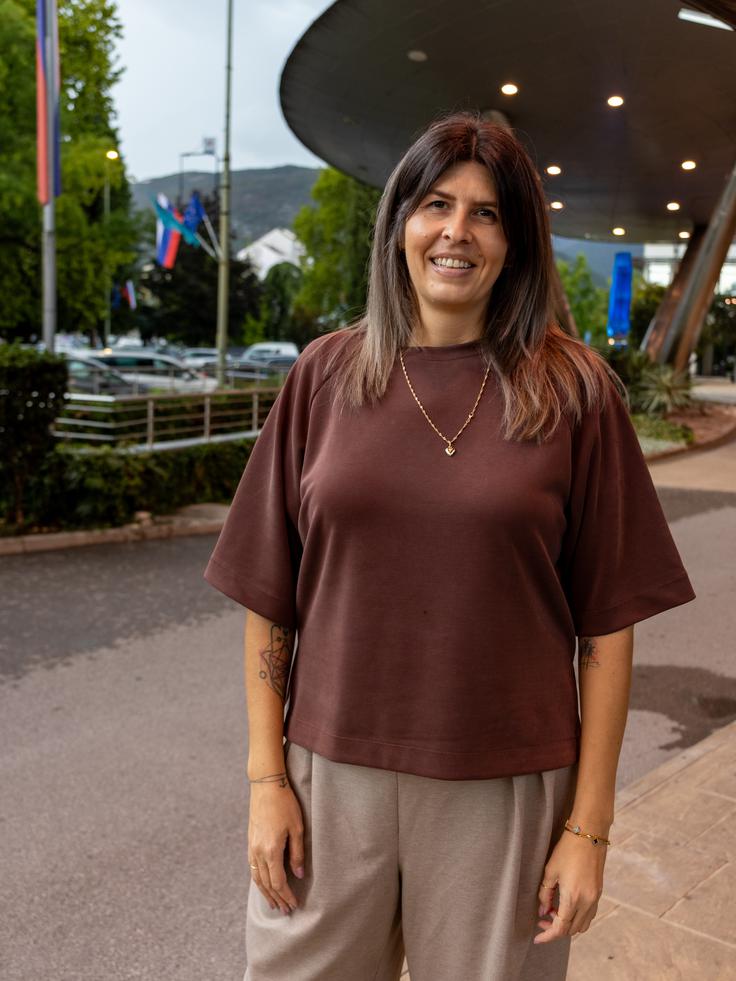 Še sama ni verjela, da je Ines iz Kanala prišla do službe "v gradu". | Foto: Matej Podgoršek
