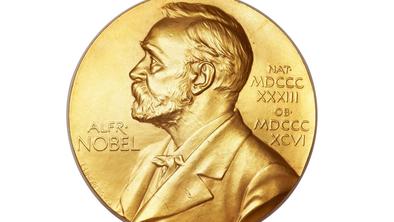 Letos bodo podelili kar dve Nobelovi nagradi za književnost