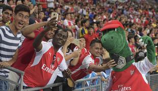Arsenal bo prvi angleški klub z navijači na stadionu