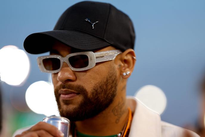 Nekdanja manekenka trdi, da je Neymar oče njenega otroka