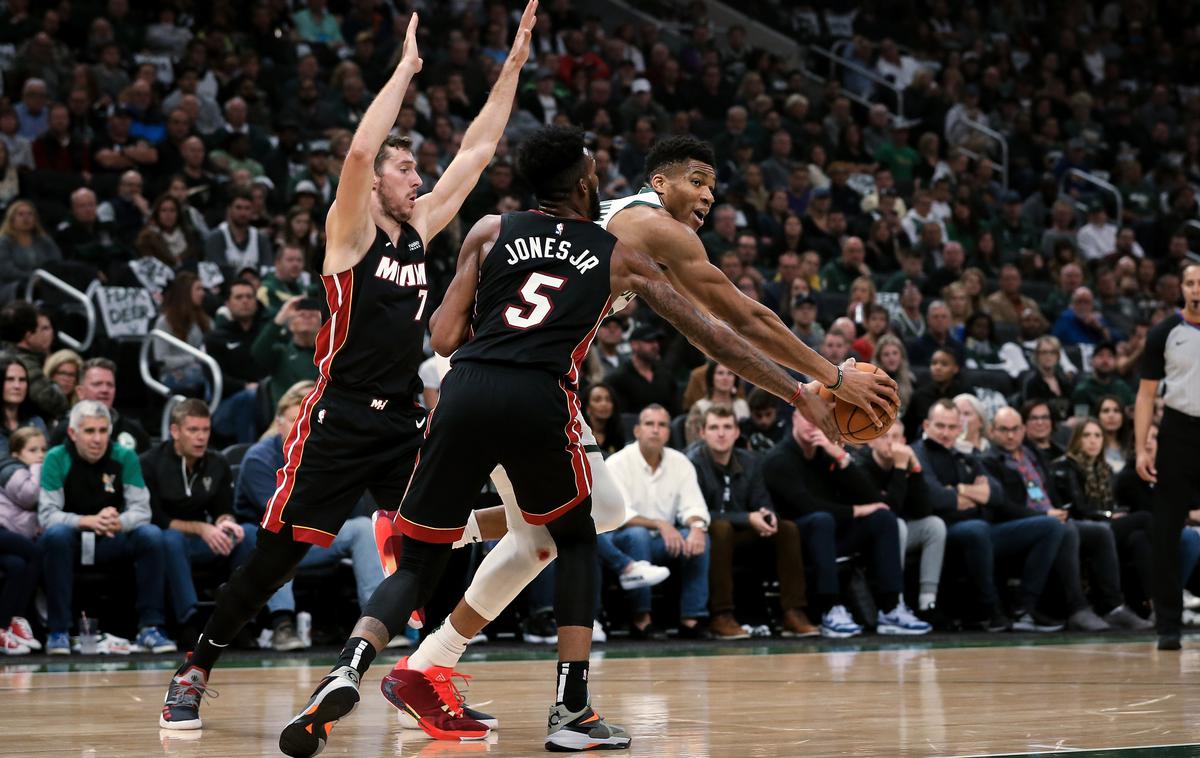 Derrick Jones Jr. | Tudi soigralec Gorana Dragića Derrick Jones Jr. je okužen z novim koronavirusom. | Foto Getty Images