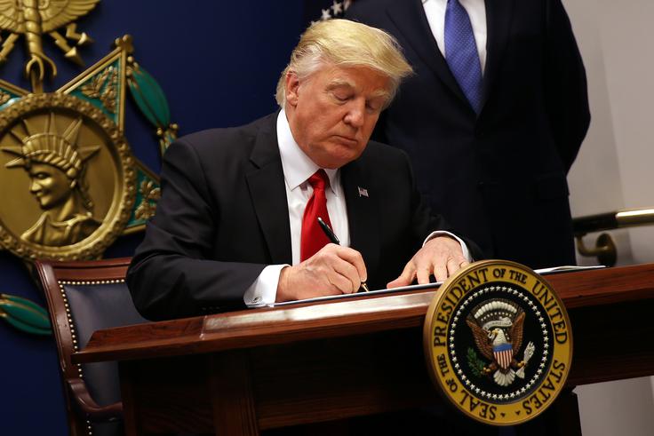 Donald Trump napoveduje visoke carine na uvoz izdelkov iz Mehike.  | Foto: Reuters