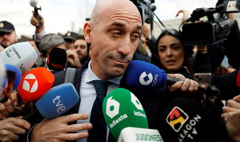 Rubiales prepričan, da je privolila v poljub na ustnice