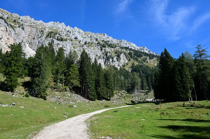 Sestopimo po poti pristopa. | Foto: Matej Podgoršek