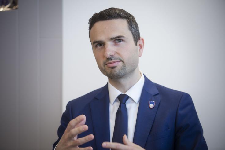 "Vsi smo bili prepričani, da je Evropa tako civilizirana, da se to ne more več ponoviti. Vedno znova pa človeštvo dokaže, da mir in varnost nista samoumevna in da si moramo za to vsak dan znova prizadevati." | Foto: Bojan Puhek