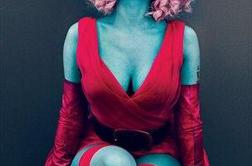 Nicki Minaj modra za Vogue