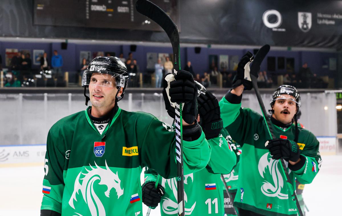 HK Olimpija | Olimpija je trenutno vodilno moštvo lige. Kako se bodo zmaji odrezali na prvem gostovanju, ki jih zvečer čaka v Gradcu? | Foto Aleš Fevžer