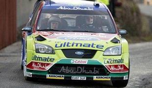 Latvala vodi, Loeb zletel s ceste