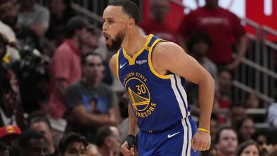Steph Curry utišal Houston z neverjetnim metom: poteza, o kateri govori celotna NBA #video