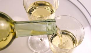 Najhitrejši način, kako ohladiti vino
