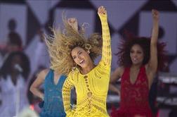Beyoncé z videospotom za pesem 1+1