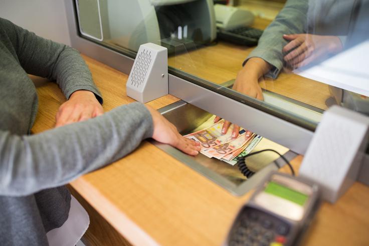 Najdenega denarja na banko ni možno vrniti.  | Foto: Shutterstock