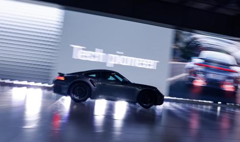 Razkrit v Münchnu: porsche 911 prvič prek 700 "konjev", kaj prinaša hibridni dodatek?