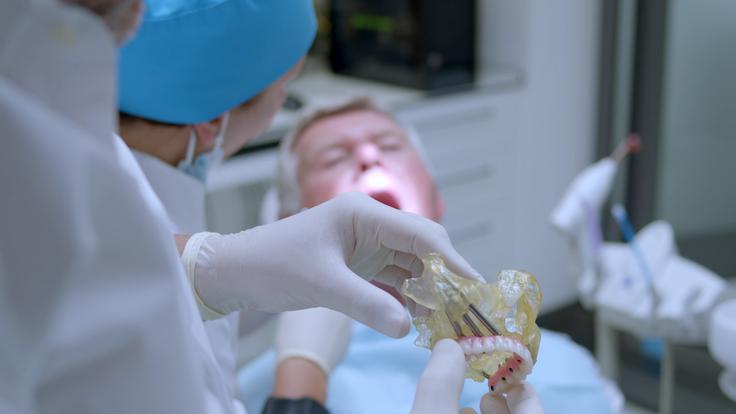 ortoimplnt dental spa | Foto: ORTOIMPLANT DENTAL SPA