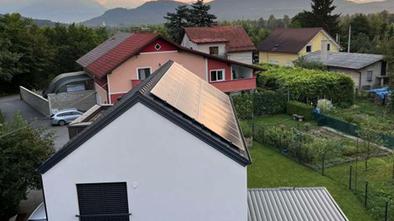 Zakaj je prihodnost sončnih elektrarn v pametnih hranilnikih energije?