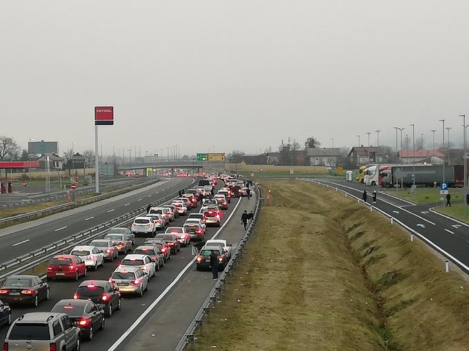 Zastoji Obrežje in Metlika | Foto: PU Novo mesto