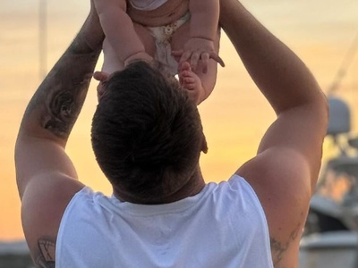 Luka Dončić s hčerkico Gabrielo uživa na zasluženem dopustu #foto