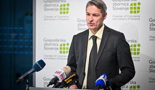 Na GZS prepričani: Morali bi zvoniti vsi alarmi #video