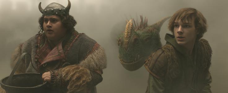 Julian Dennison (levo) je po Lovu na divjaka, Deadpoolu 2 in Godzila proti Kongu svoji zbirki dodal še eno veliko uspešnico, medtem ko se Mason Thames odlično izkaže v glavni vlogi Vikija. | Foto: Karantanija Cinemas