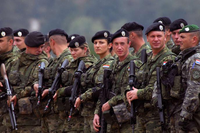 Hrvaška vojska, vojaki | Na Hrvaškem so obvezno služenje vojaškega roka ukinili leta 2007. | Foto STA