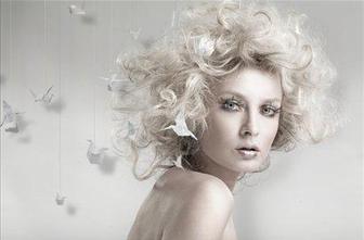 Sijoči, negovani lasje