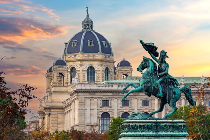 Dunaj, Avstrija | Dunaj, ki je bil za najboljše mesto za bivanje izbran že med letoma 2018 in 2020, je dobil odlične ocene na področjih stabilnosti, zdravstvenega varstva, izobraževanja in infrastrukture. | Foto Shutterstock