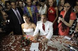 Na Kubi prva poroka geja in transseksualke