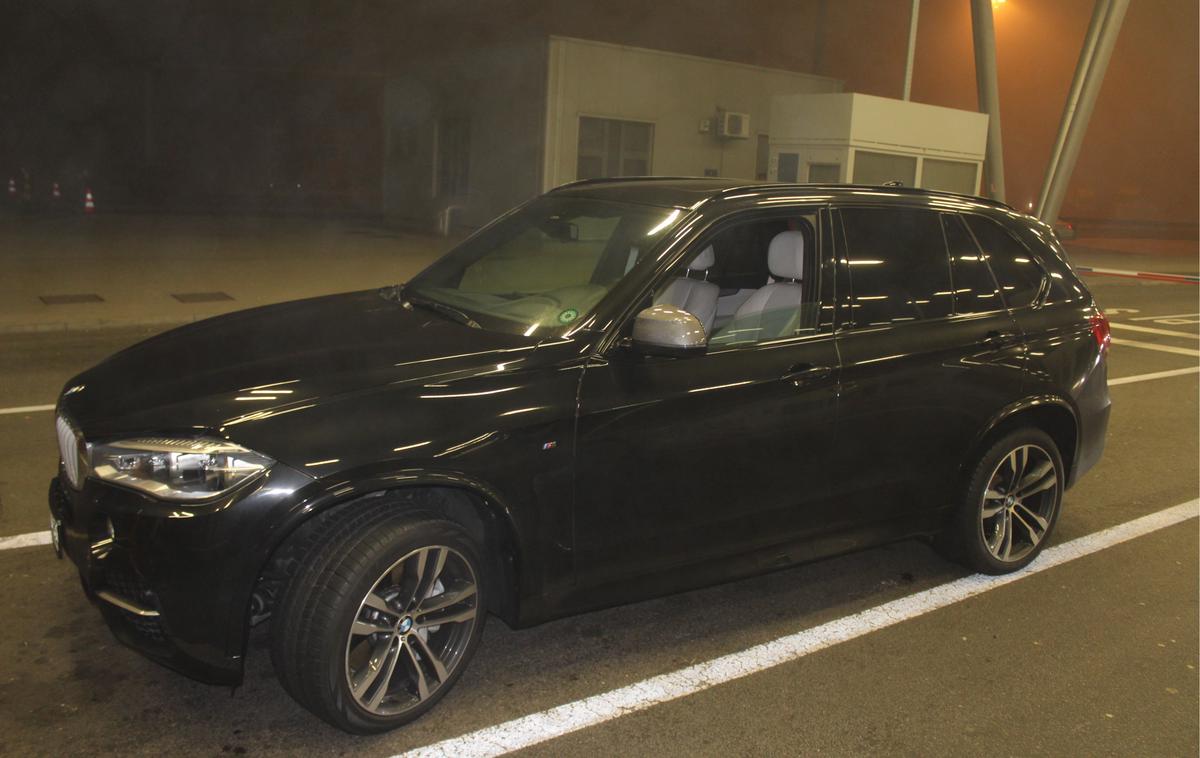 BMW X5 | Foto policija