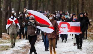 Na protestih v Belorusiji znova številne aretacije
