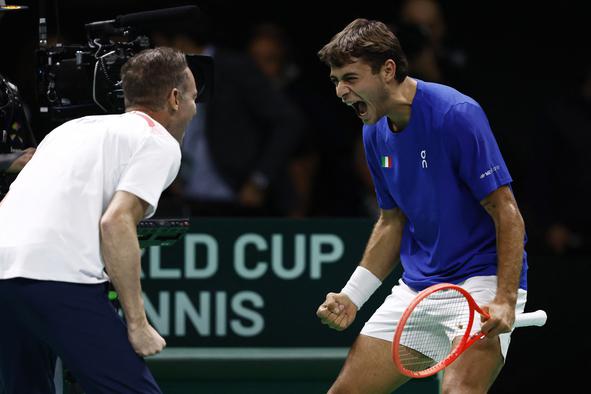 Italija četrtič zapored v polfinalu Davisovega pokala