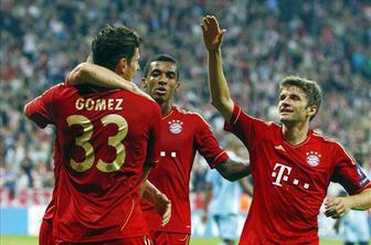 Bayern desetič zapored, Neuer pri 928 minutah
