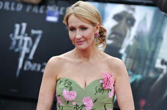 J. K .Rowling pred božičem razveseljuje svoje bralce