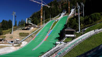 Po grdih padcih v Predazzu so se odločili za spremembe