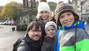 Družina Primc iz Škotske: Uživamo v dežju, vetru, temnih oblakih in najmogočnejših mavricah
