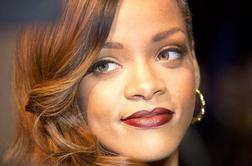 Rihanna spet zamudila na lastni koncert