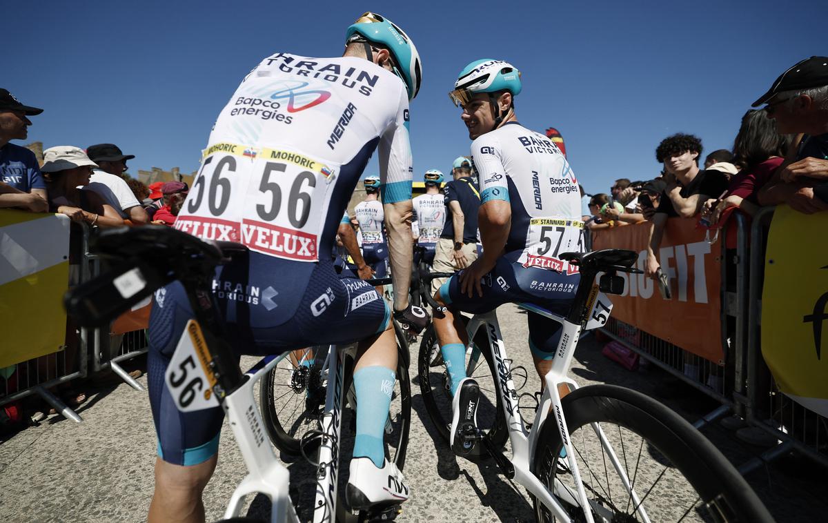Matej Mohorič, TDF 2025 | Matej Mohorič (št. 56) je danes izgubil moštvenega kolega.  | Foto Reuters
