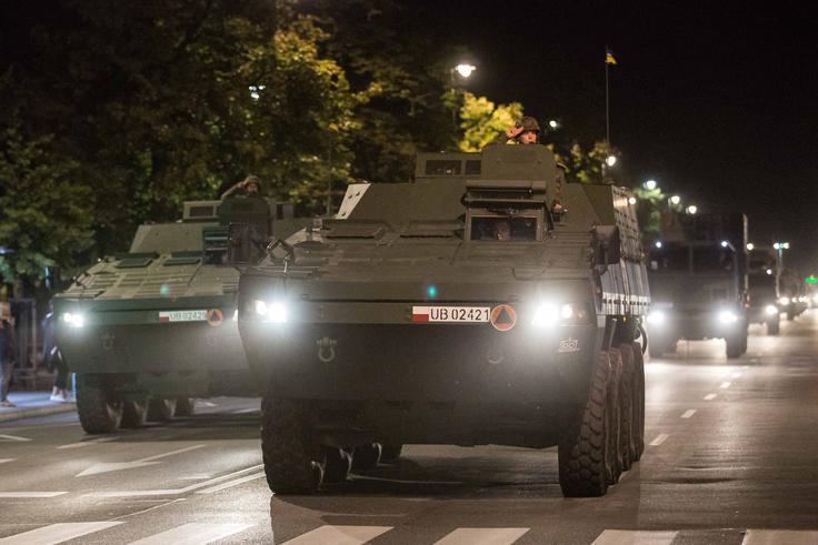 Rosomak je večnamensko oklepno vozilo 8x8, izdelano po licenci finske Patrie. | Foto: AP / Guliverimage