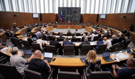 Zelena luč predlogu novele zakona o centralnem registru prebivalstva