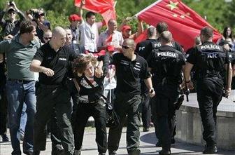 Nasilje ob obisku kitajskega predsednika na Slovaškem