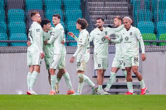 Iz Olimpije beži na Otok, kakšen bo odziv vodstva kluba?