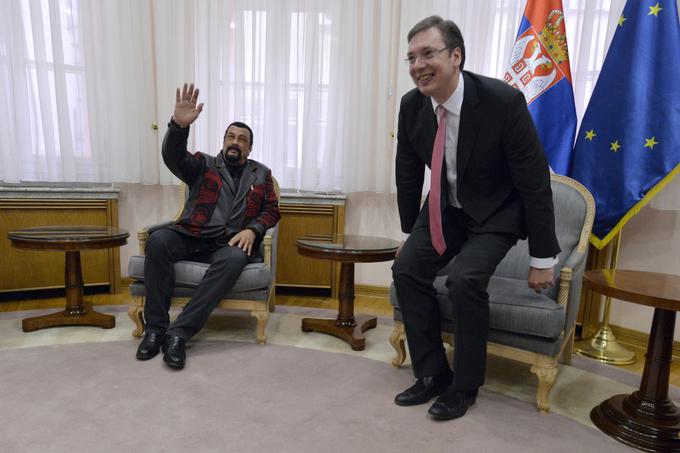 Steven Seagal in predsednik Srbije Aleksandar Vučić decembra 2015. Seagal je mesec dni pozneje uradno postal državljan Srbije. | Foto: AP / Guliverimage