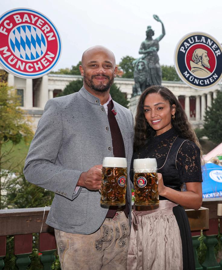Vincent Kompany je z ženo Carlo Higgs nedavno obiskal tudi Oktoberfest. | Foto: Reuters
