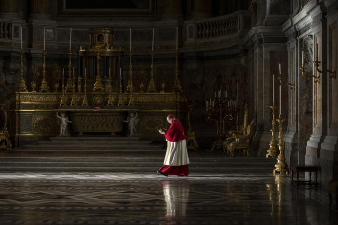 Slikarsko tehniko chiaroscúro, ki izkazuje mojstrski prikaz kontrastov med svetlim in temnim, so izpopolnili renesančni slikarji, predvsem Caravaggio in kasneje tudi Rembrandt. | Foto: Blitz Film & Video Distribution