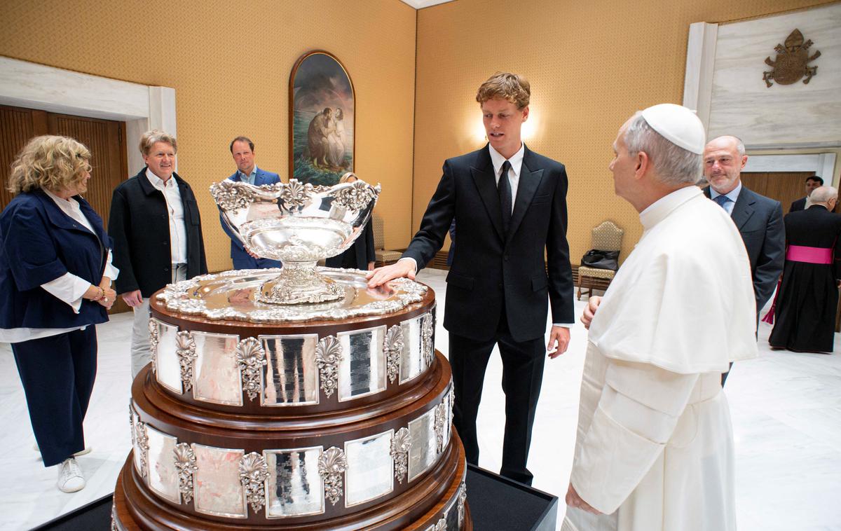 Jannik Sinner | Novoizvoljeni papež Leon XIV. je danes sprejel prvega teniškega igralca sveta Italijana Jannika Sinnerja. | Foto Reuters