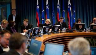 "Pahor ni ne avtokrat ne diktator"
