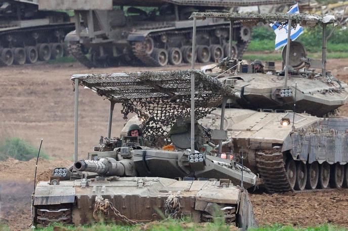 izraelska vojska | Izraelska vojska nadaljuje napade na Rafo in Džabalijo. | Foto Reuters