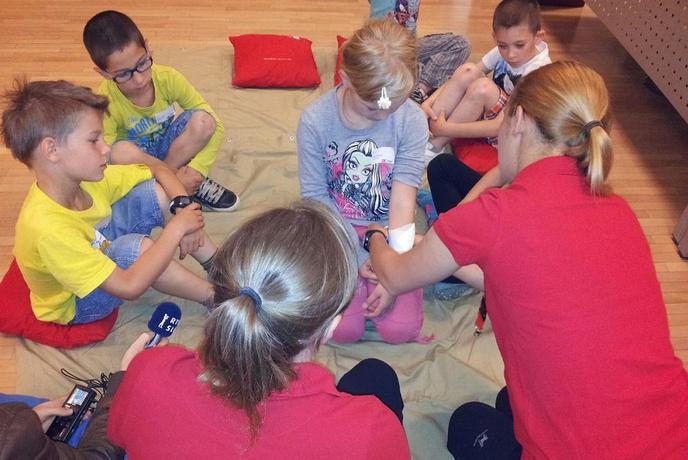 Tudi petletni otrok lahko reši življenje. Kako?